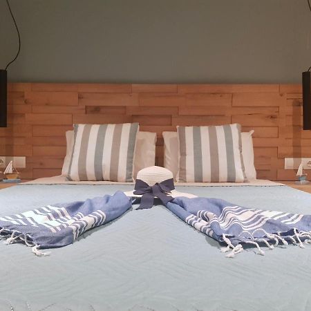 George Deluxe Apartments Stalís Ngoại thất bức ảnh
