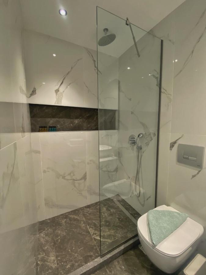George Deluxe Apartments Stalís Ngoại thất bức ảnh