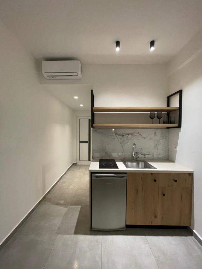 George Deluxe Apartments Stalís Ngoại thất bức ảnh
